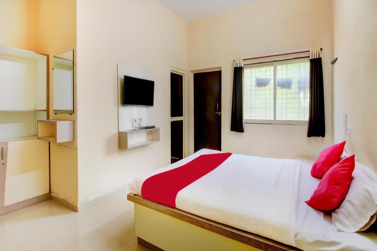 Oyo 64897 Devgiri Lodge Sailu Экстерьер фото